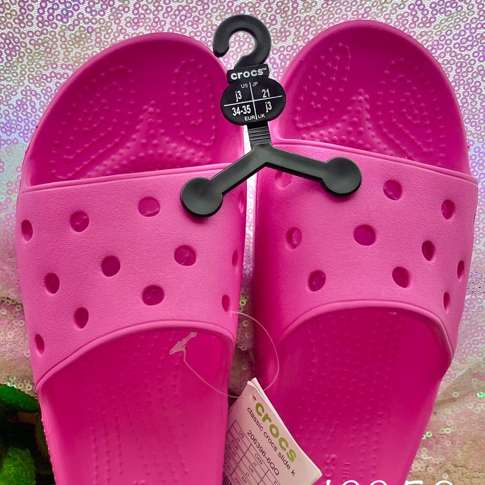 Crocs